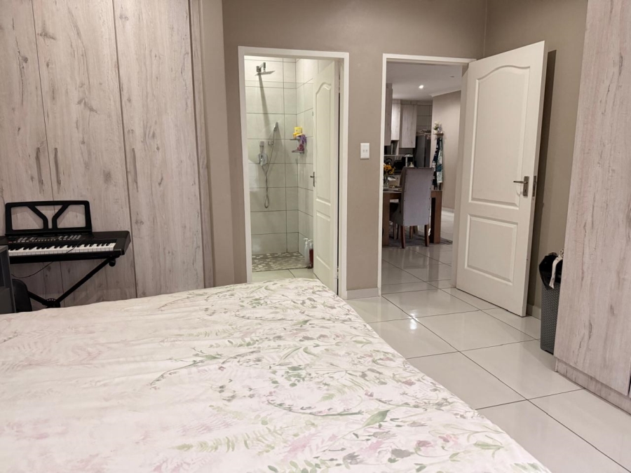 3 Bedroom Property for Sale in Waterkloof East North West